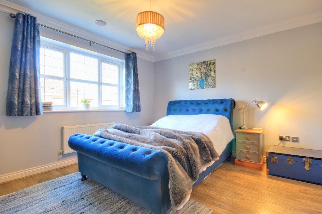 Coopers Croft, Leven